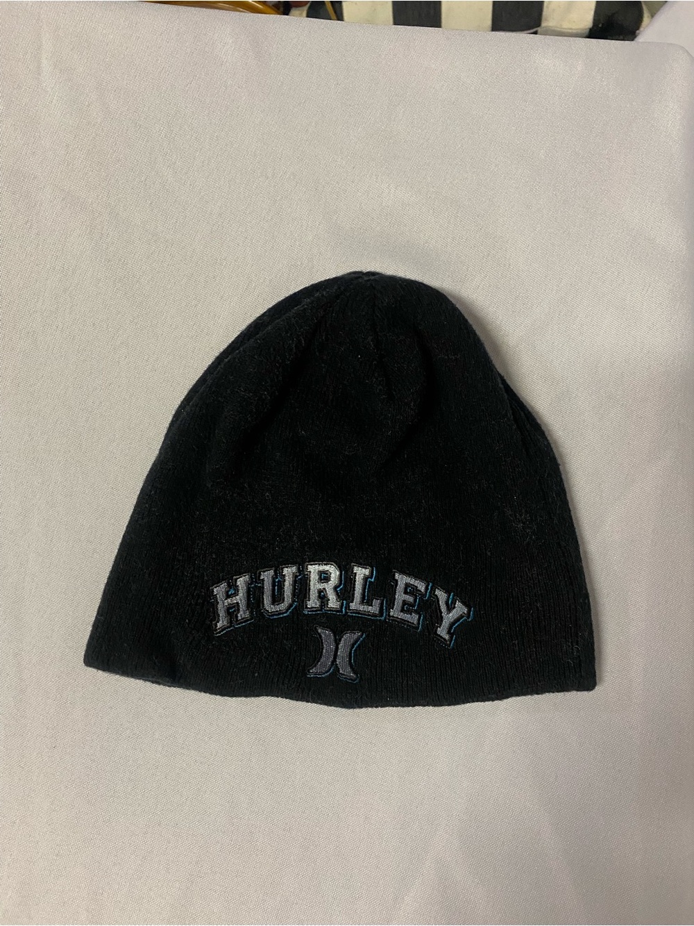 Hurley Men’s Knit Beanie with Embroidered Logo